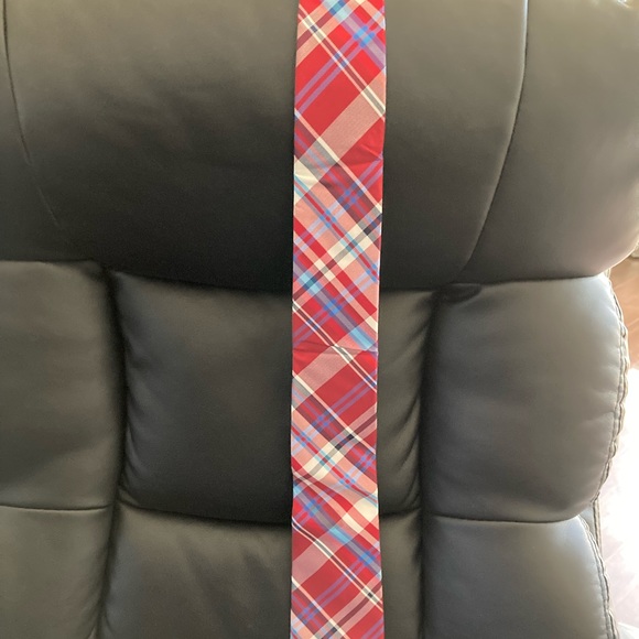 Express Tie Red Plaid - Picture 1 of 3